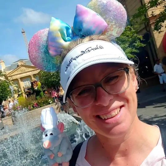 Karine Damico, Conseillère en voyages spécialisée en destinations Disney