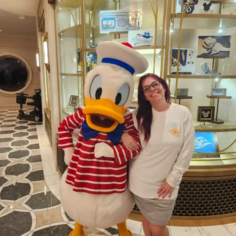Katy Tremblay, conseillère en voyages spécialisée en destination Disney et Universal
